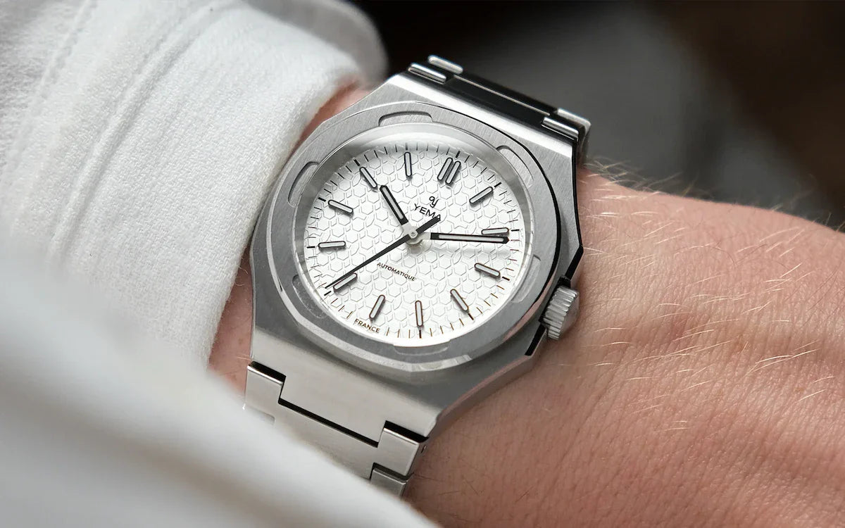 7 Most Sophisticated Watches with Integrated Bracelets